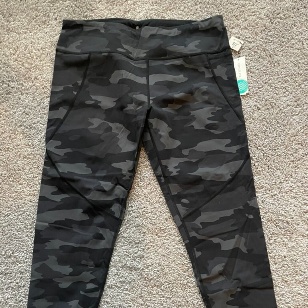 NWT - Sweaty Betty - Power 7/8 Leggings - Grey Camo - Size XXL